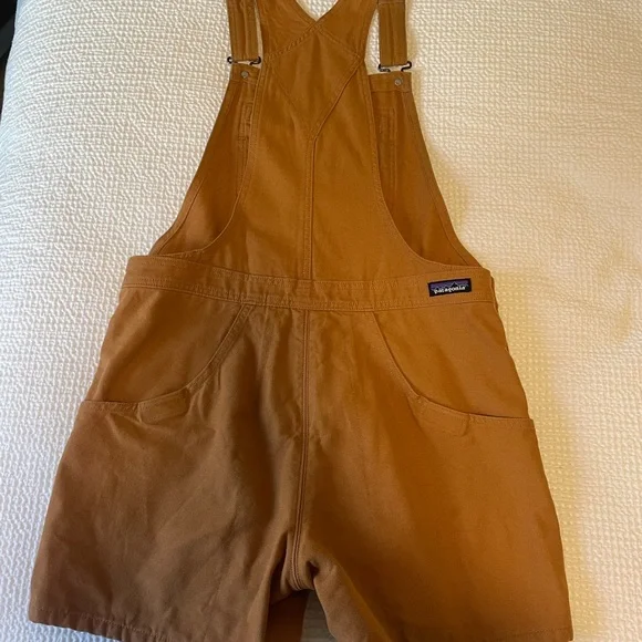 Patagonia Women’s Stand up Overalls - Picture 3 of 5